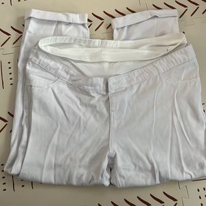 SHEIN Maternity Solid Color Jeans Good Pre worn Condition.  XXL/14